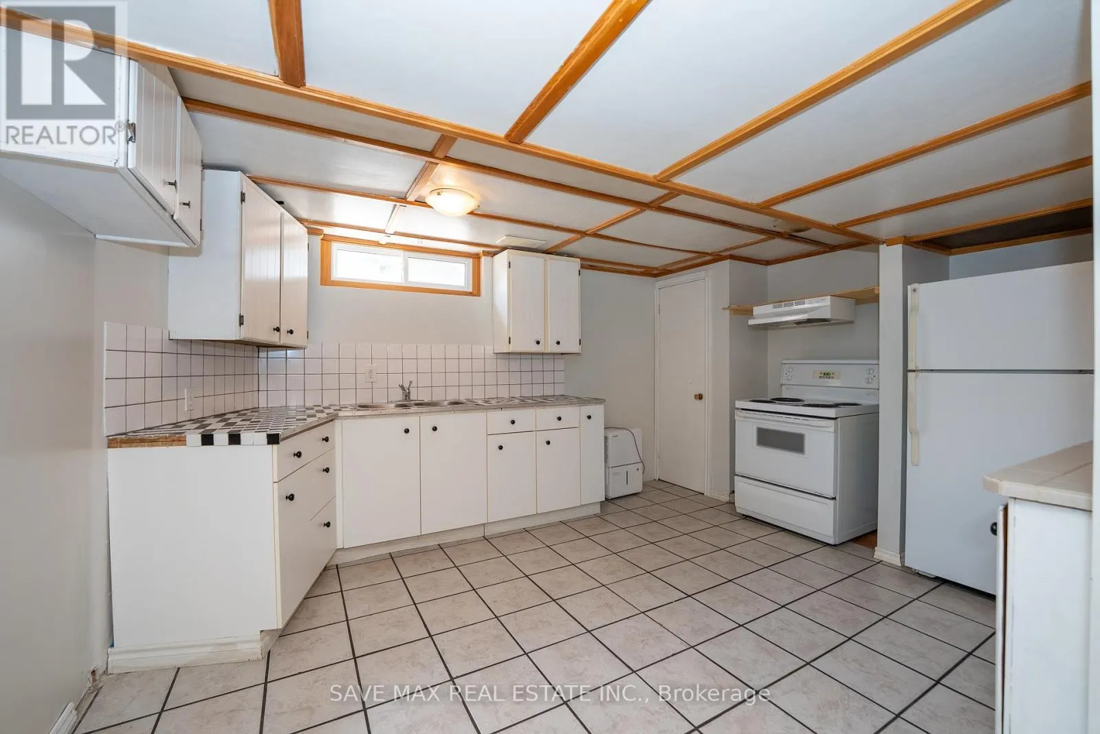 5 CLEARVIEW DRIVE