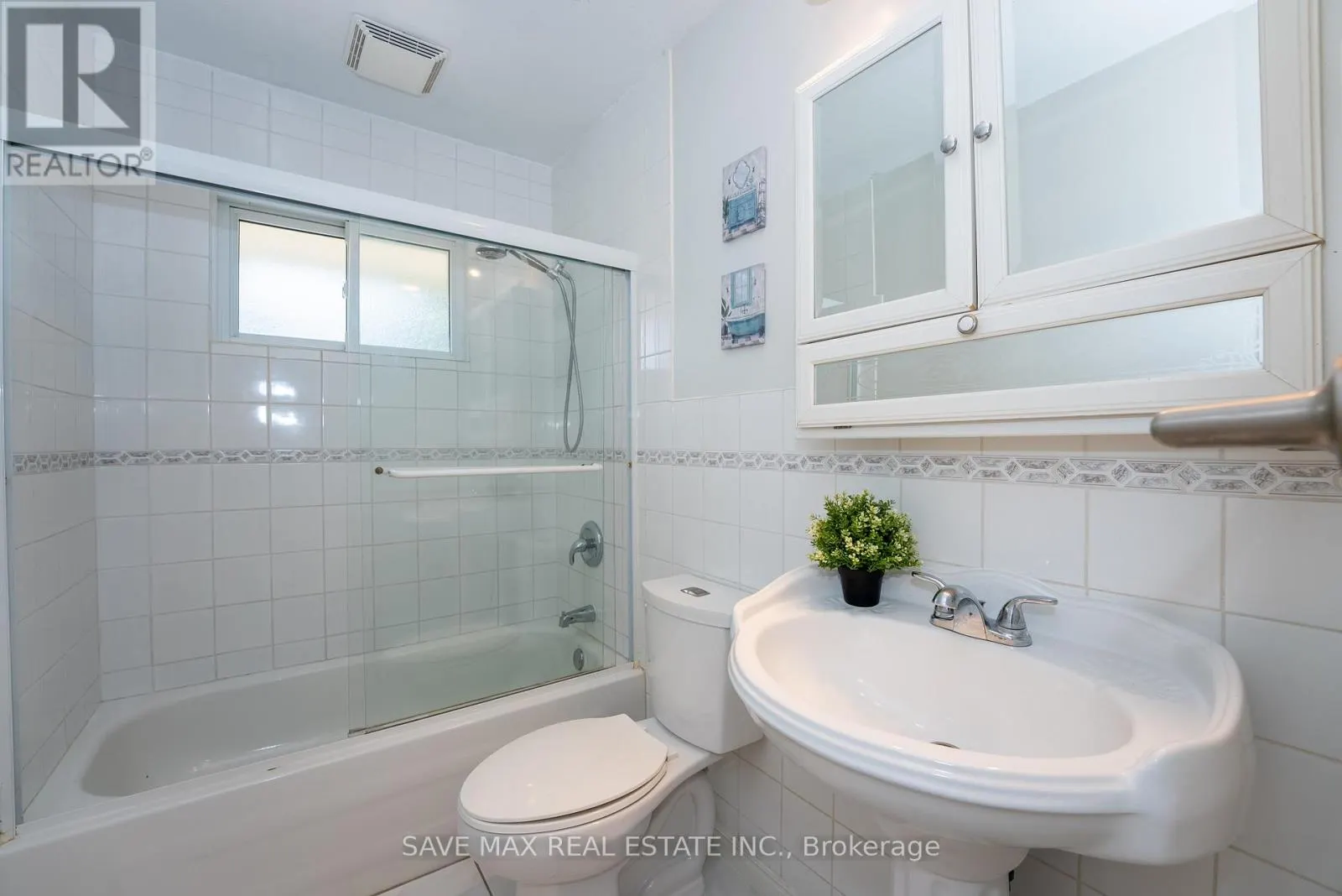 5 CLEARVIEW DRIVE