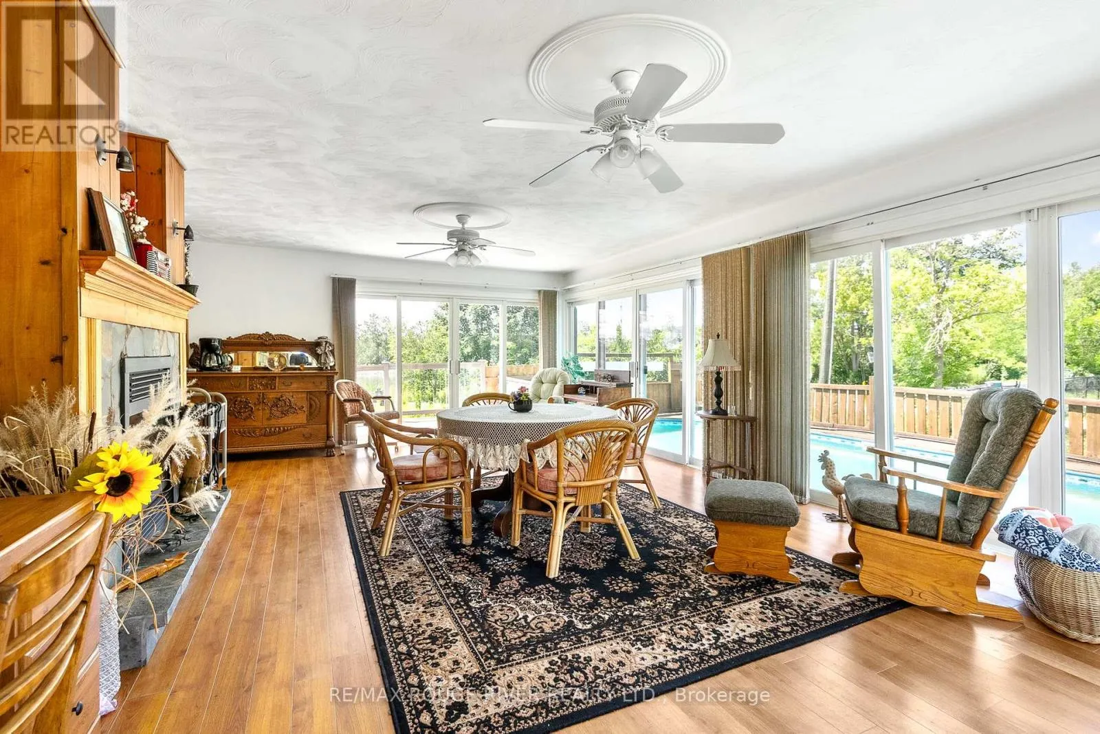 810 CANAL ROAD