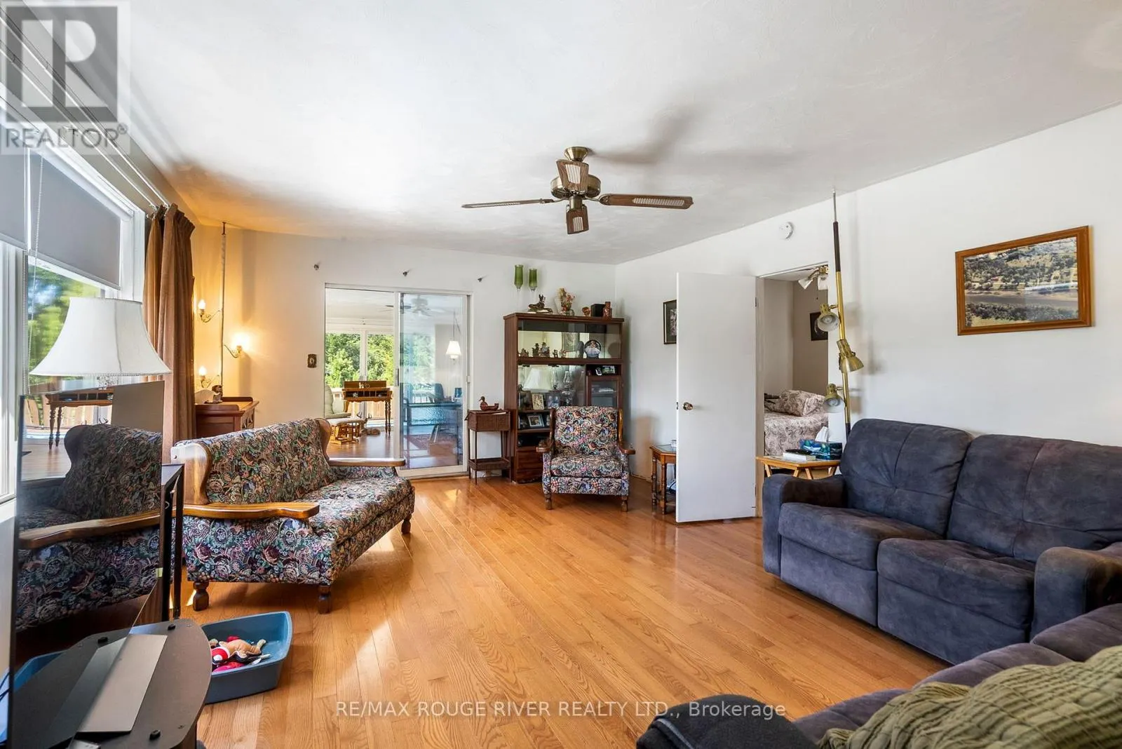 810 CANAL ROAD