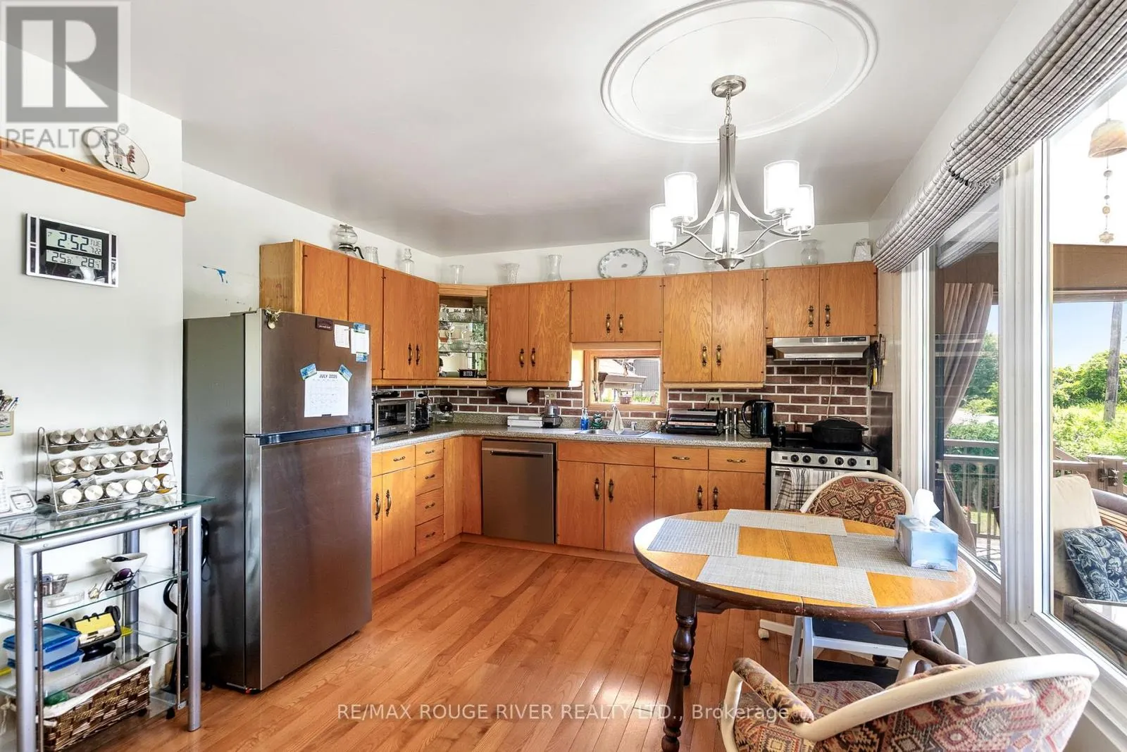 810 CANAL ROAD
