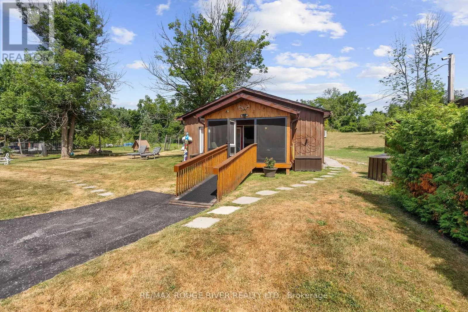 810 CANAL ROAD