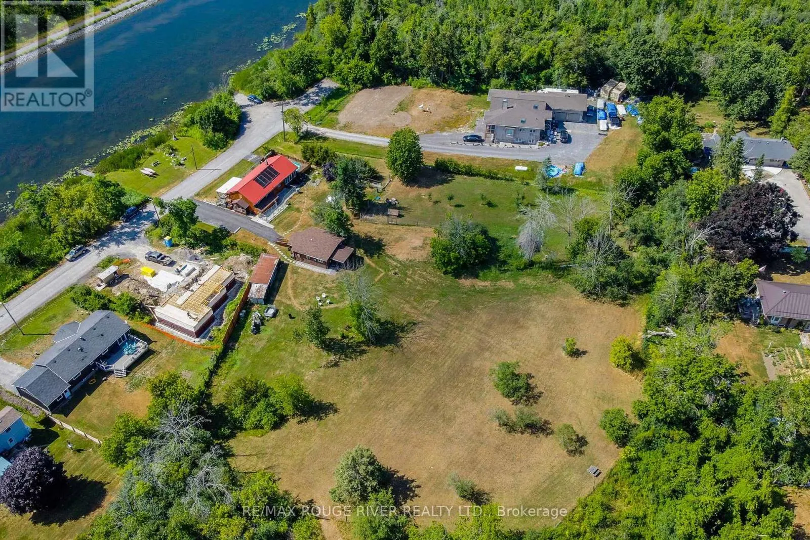 810 CANAL ROAD