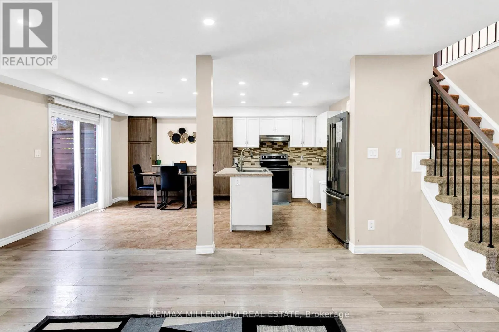 13 RIDGEWOOD COURT