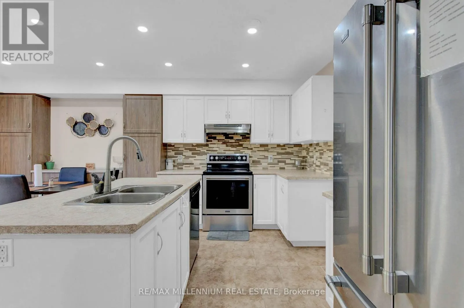 13 RIDGEWOOD COURT