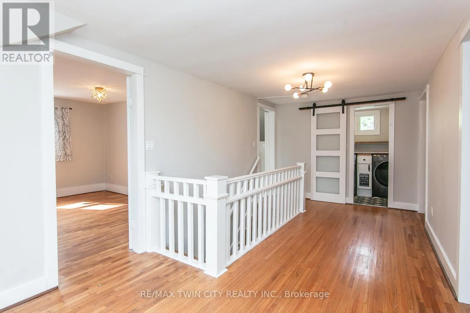 346 WELLINGTON STREET
