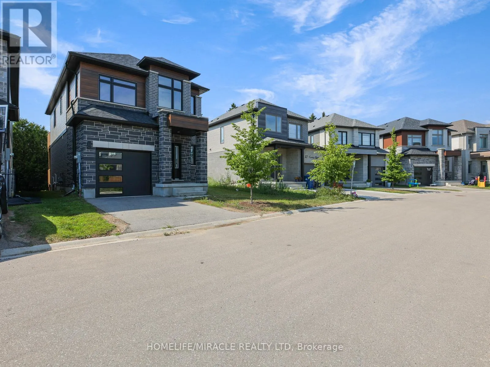 29 FERRIS CIRCLE