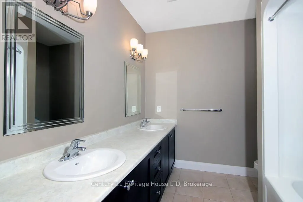 404 - 26 WELLINGTON STREET, #404