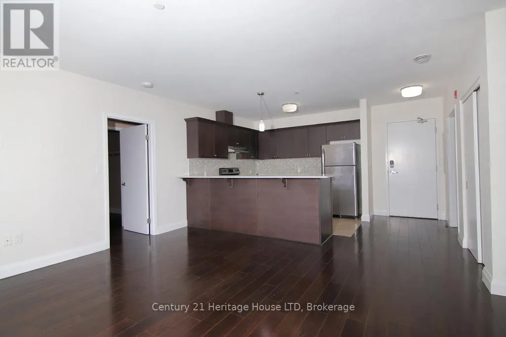 404 - 26 WELLINGTON STREET, #404