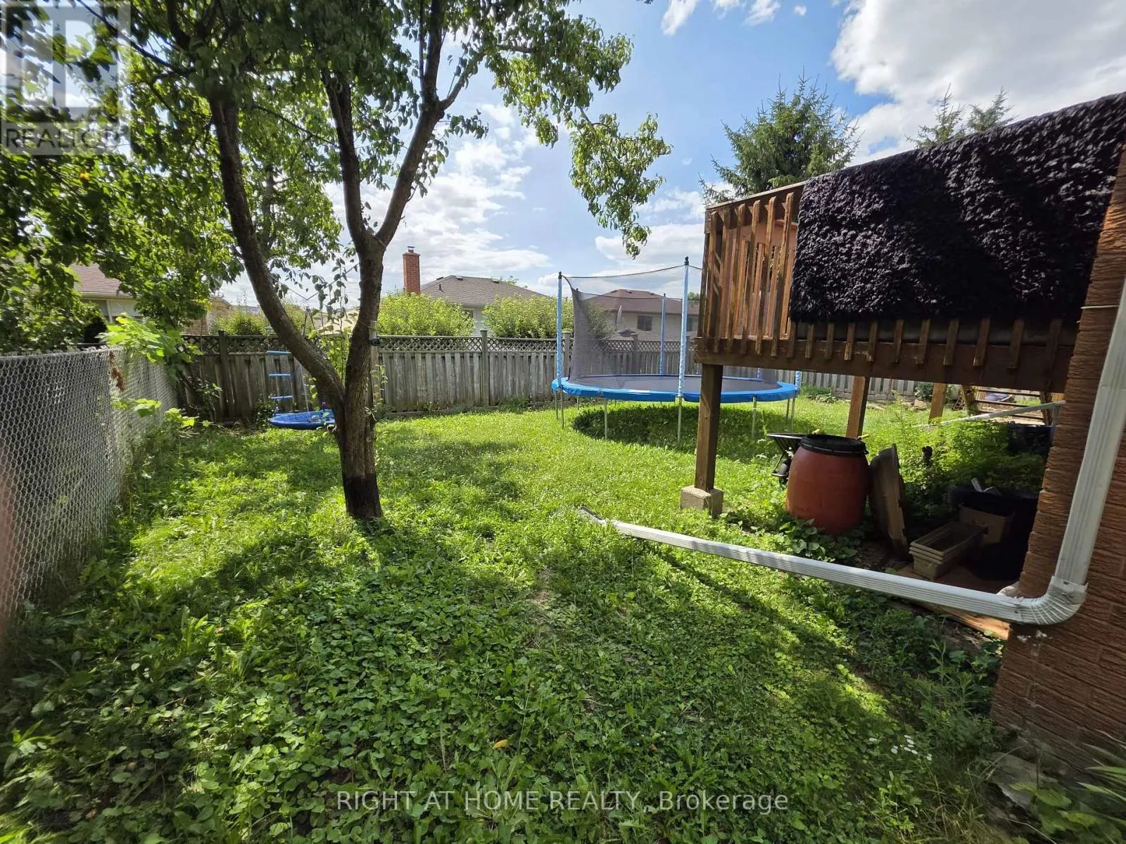 15 LORILEE CRESCENT