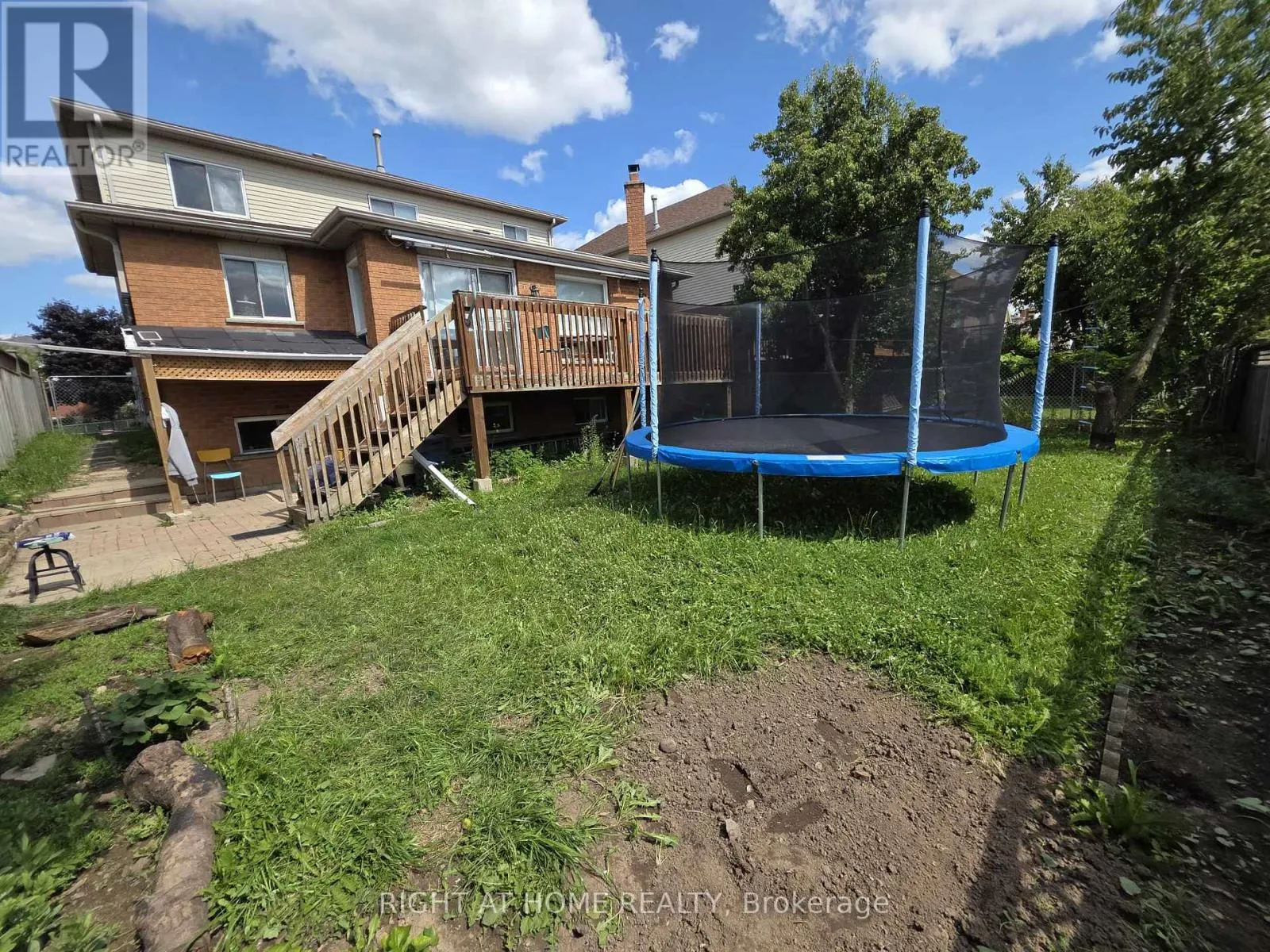 15 LORILEE CRESCENT