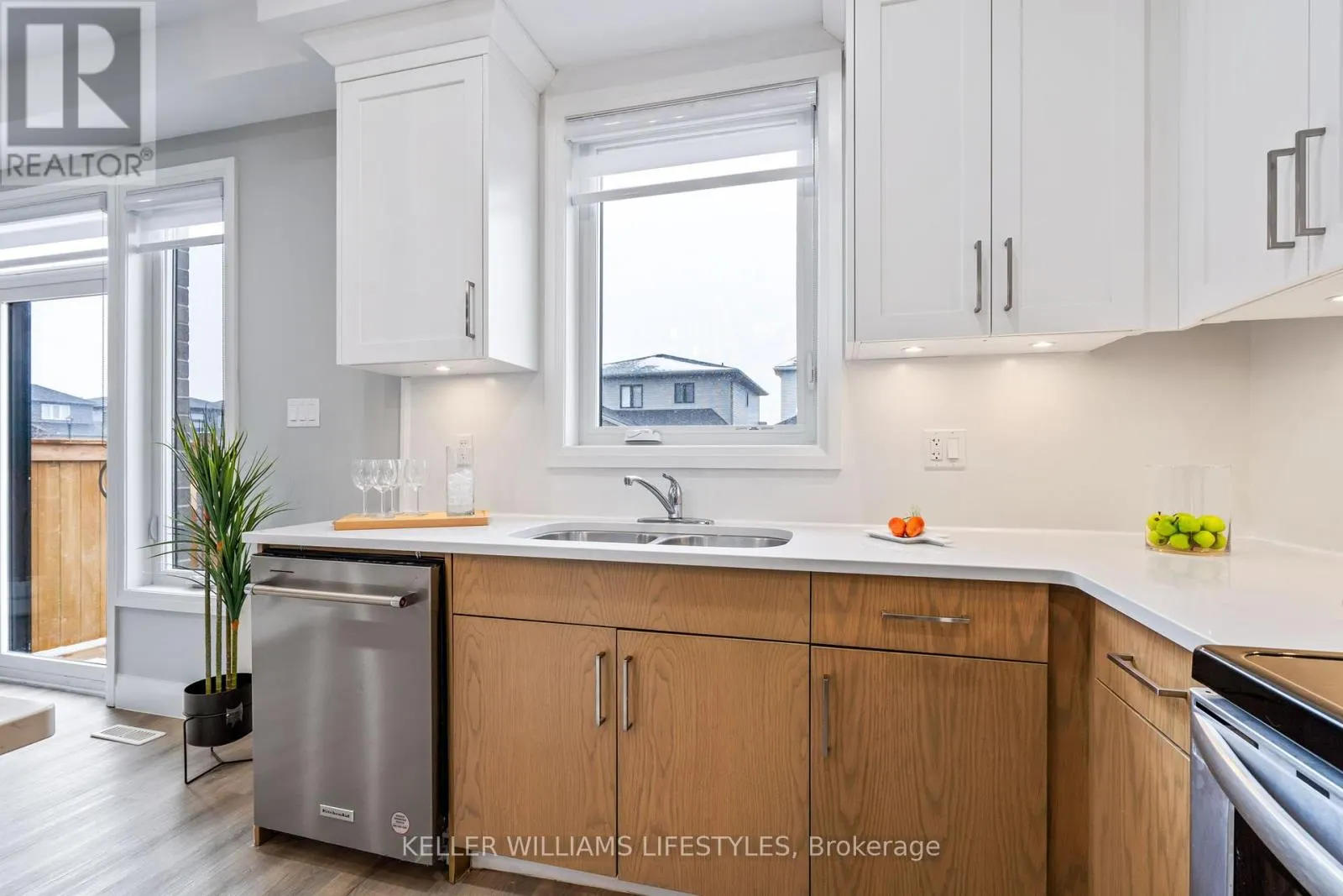 108 - 93 STONEFIELD LANE, #108