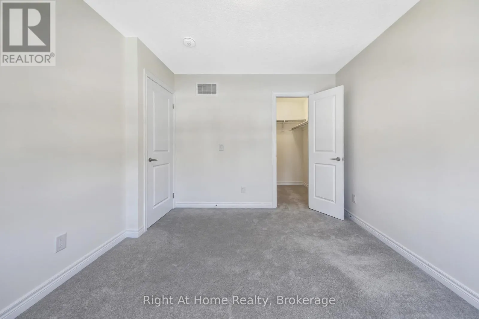 226 BROADACRE DRIVE
