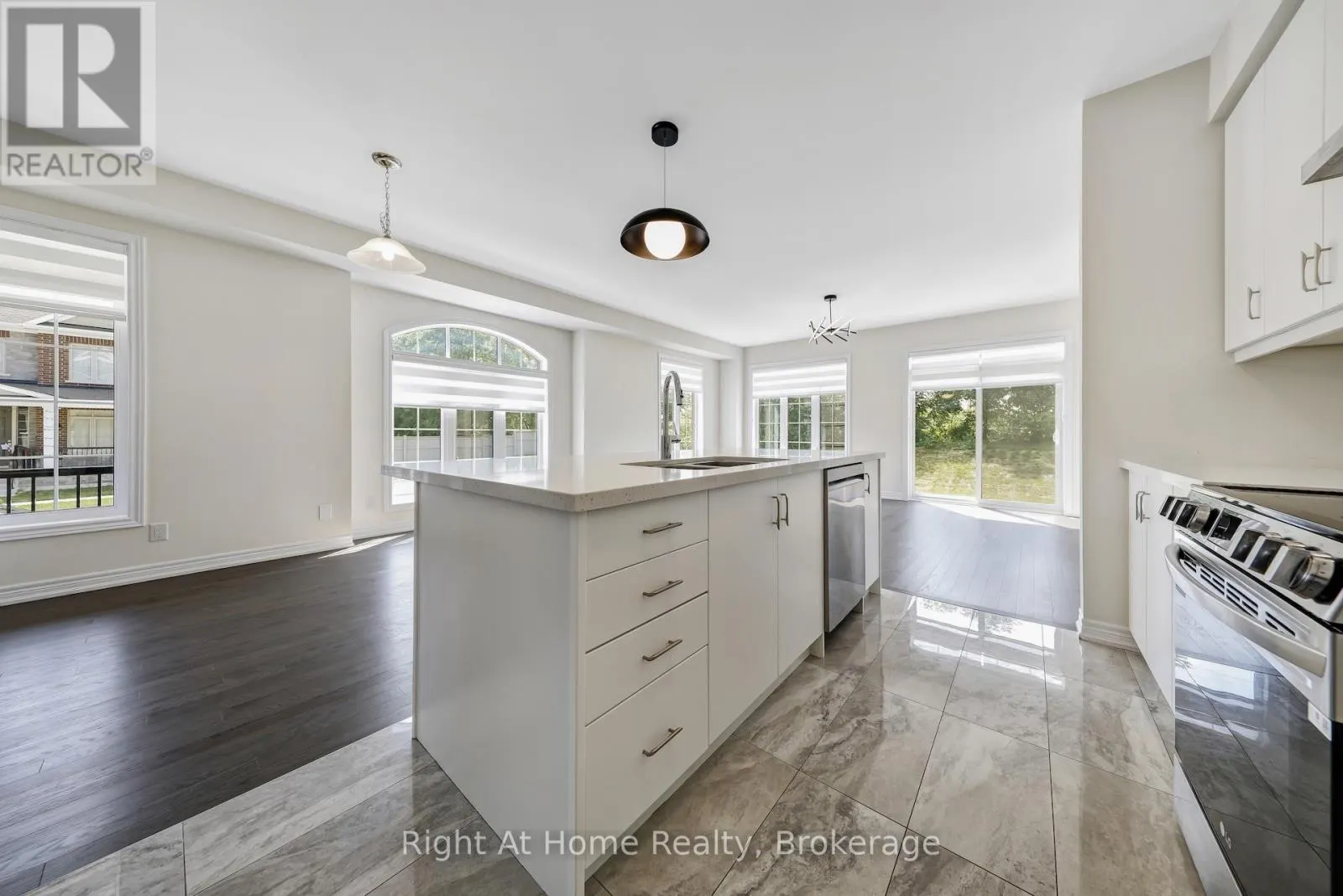 226 BROADACRE DRIVE