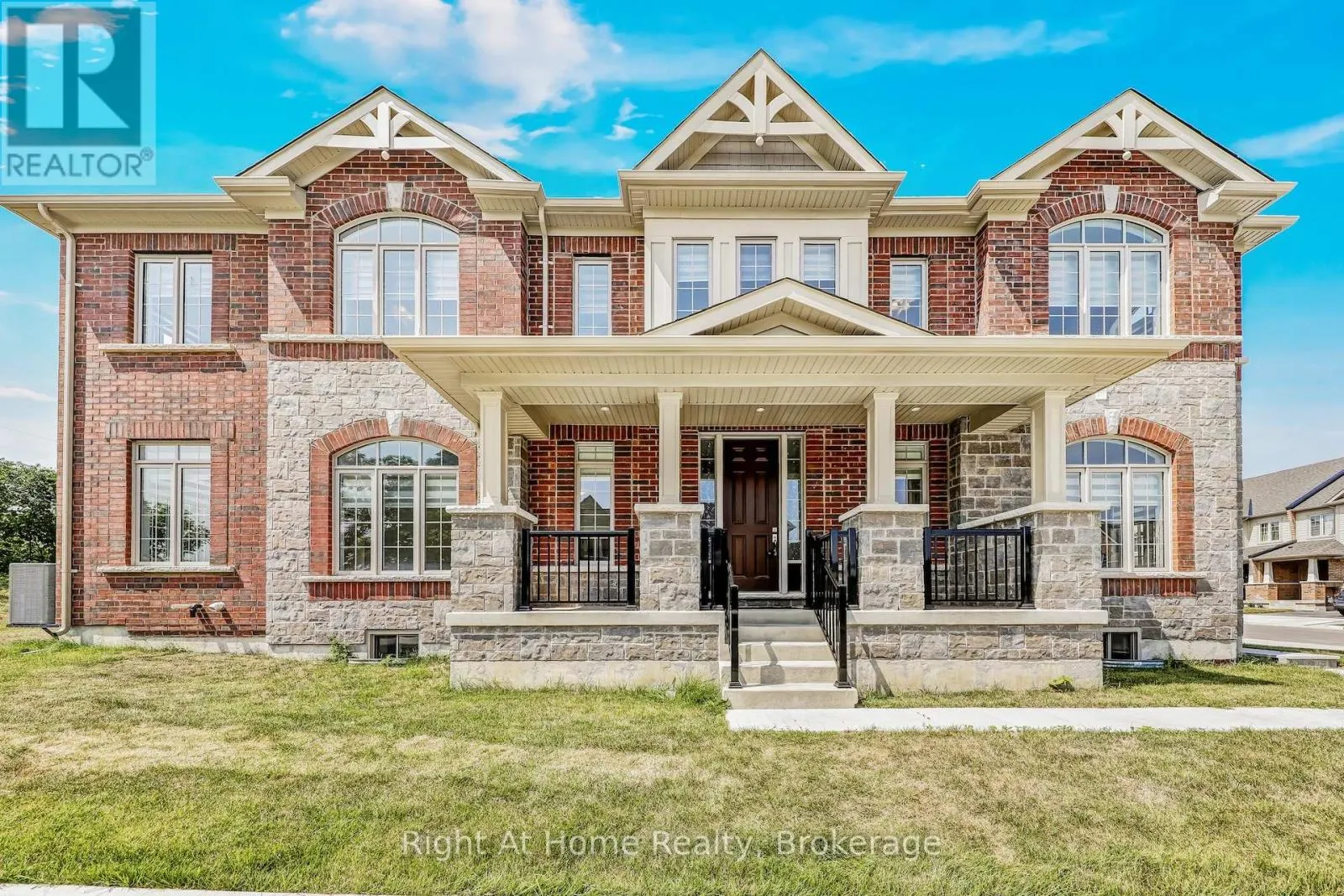 226 BROADACRE DRIVE