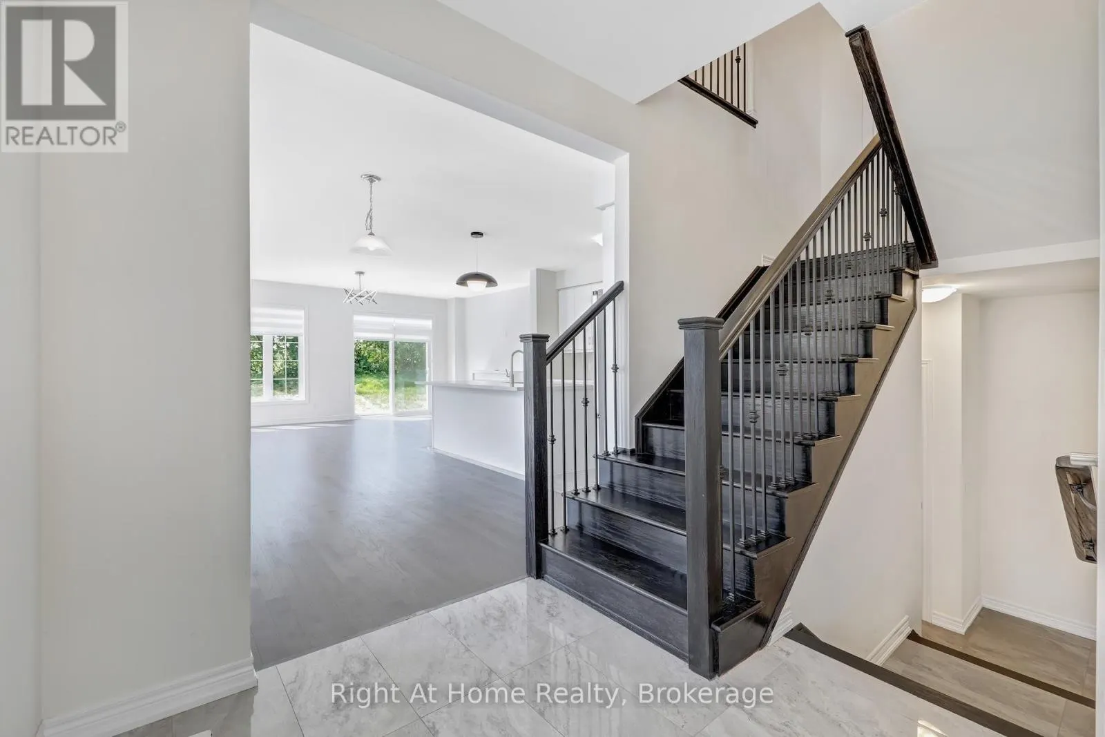 226 BROADACRE DRIVE