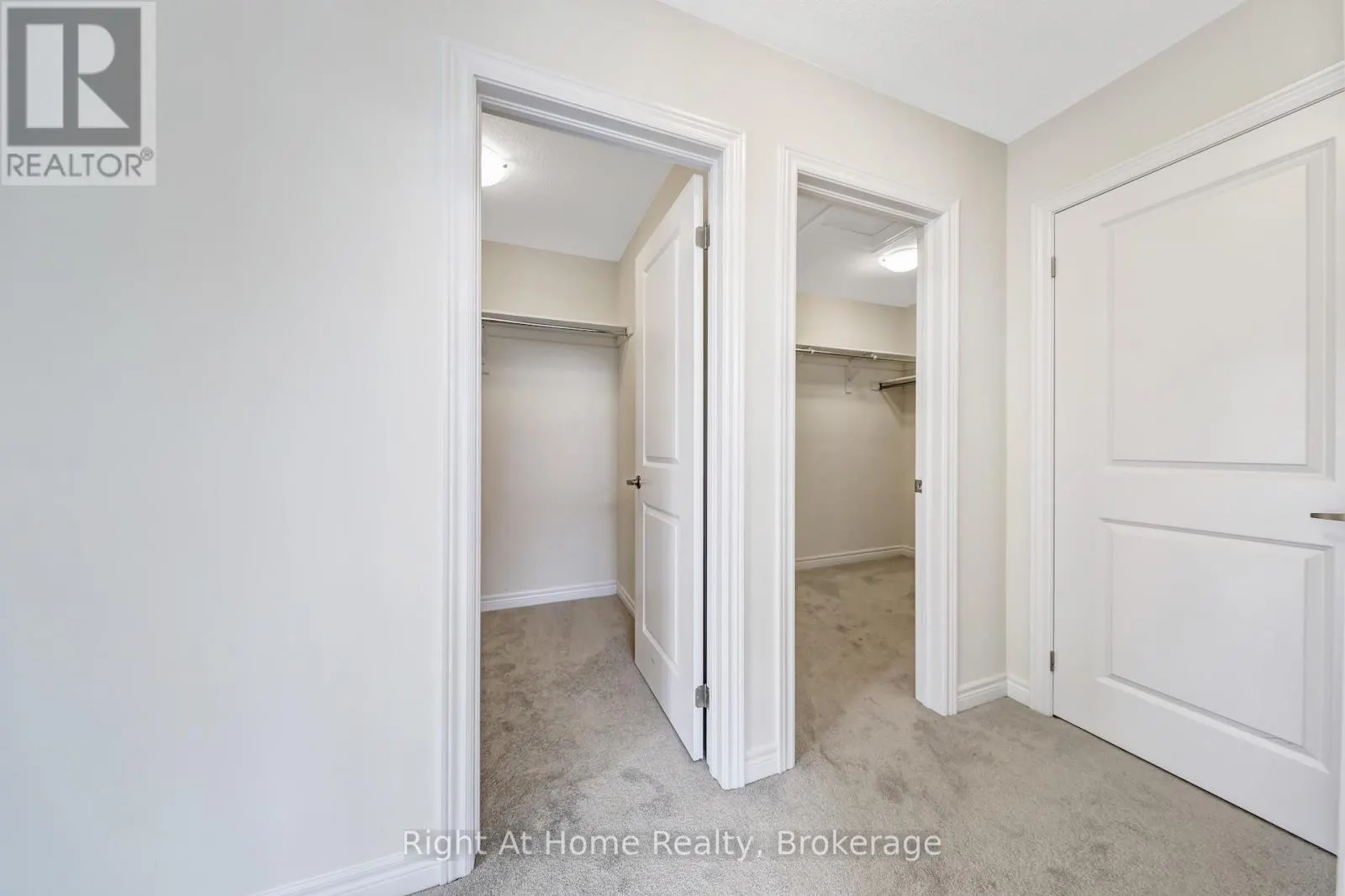 226 BROADACRE DRIVE