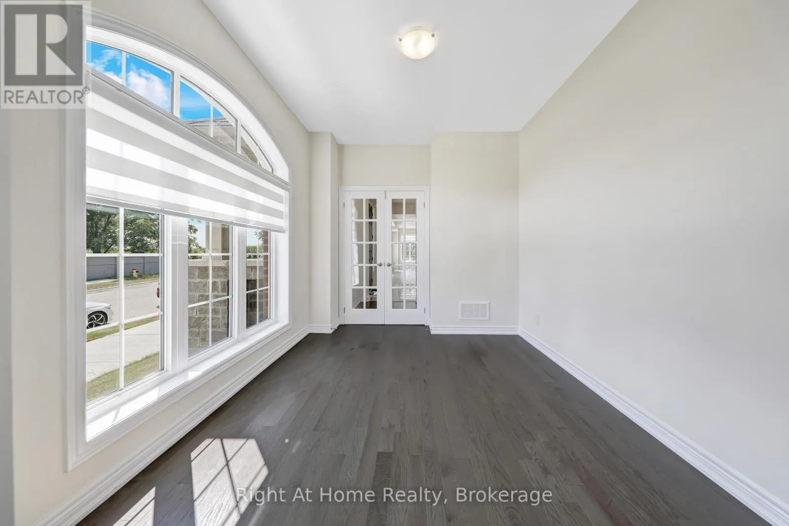 226 BROADACRE DRIVE