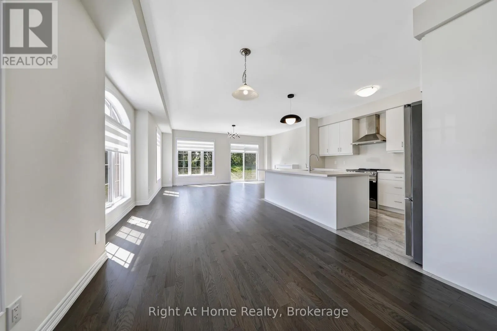 226 BROADACRE DRIVE