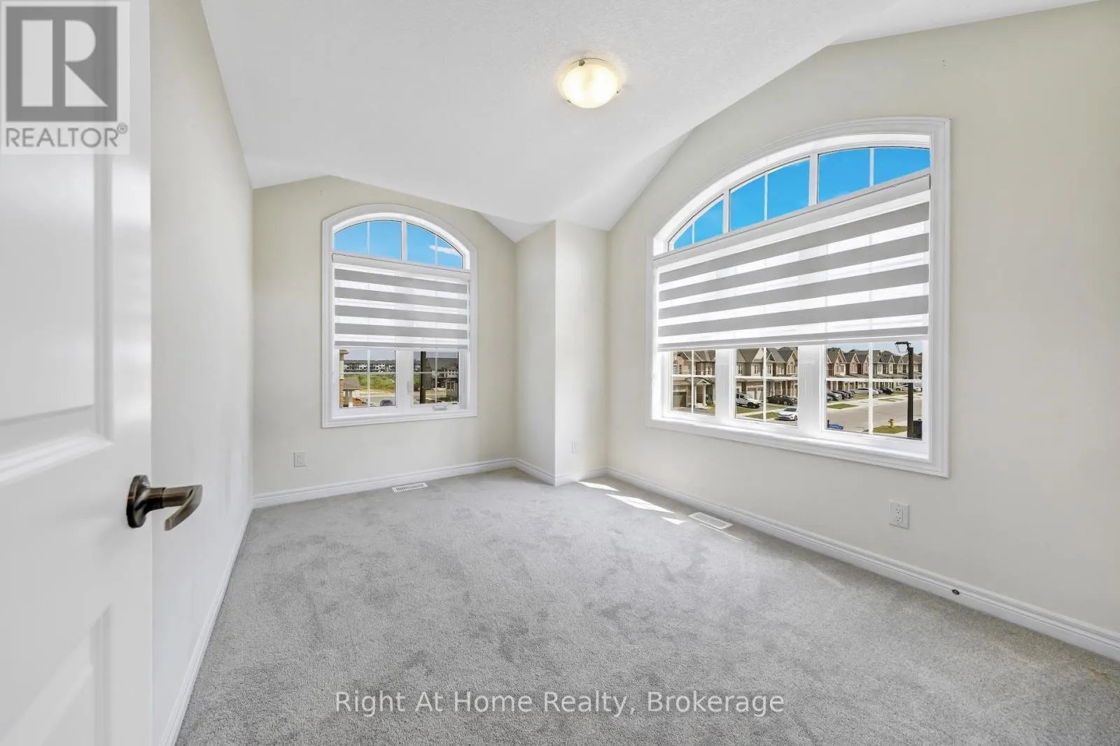 226 BROADACRE DRIVE