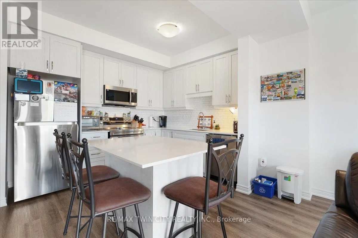 13 - 448 BLACKBURN DRIVE