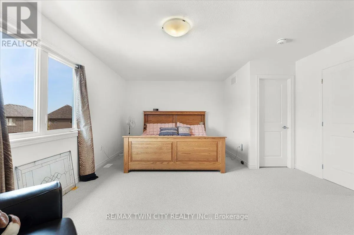 13 - 448 BLACKBURN DRIVE