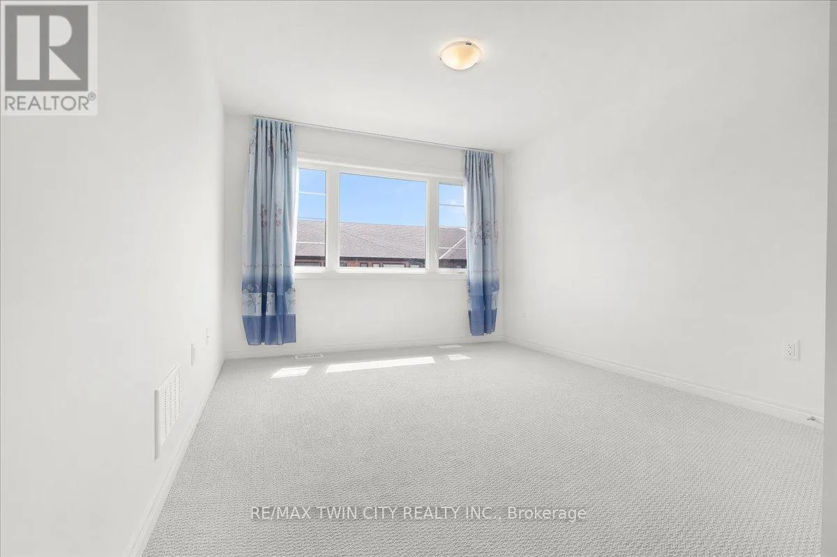13 - 448 BLACKBURN DRIVE