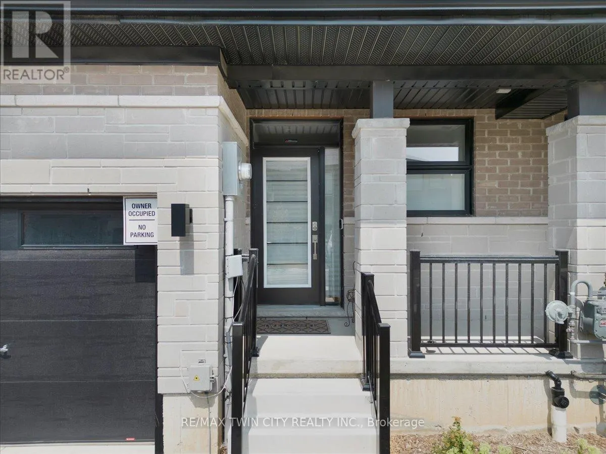 13 - 448 BLACKBURN DRIVE