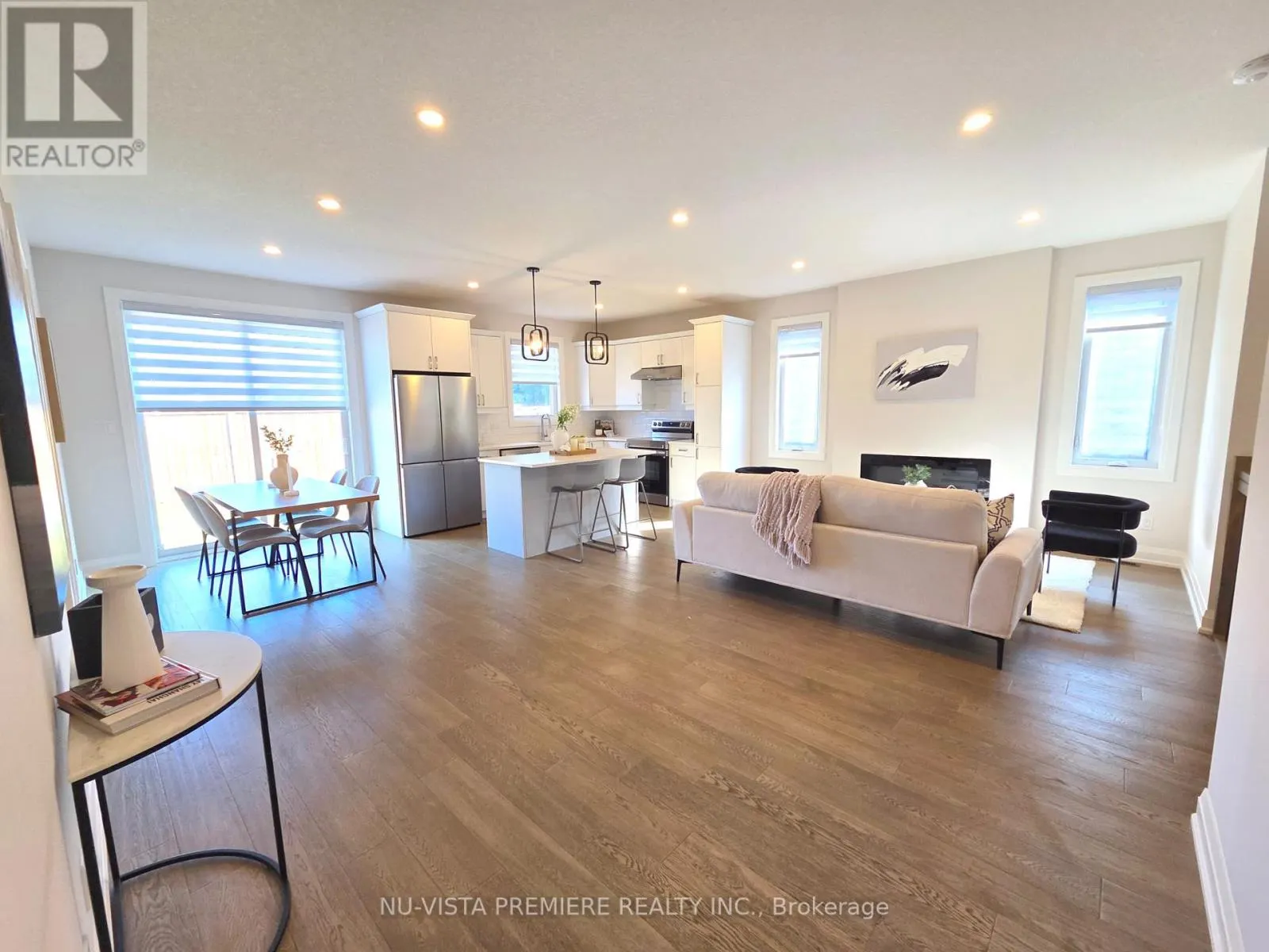 69 - 383 DAVENTRY WAY, #69