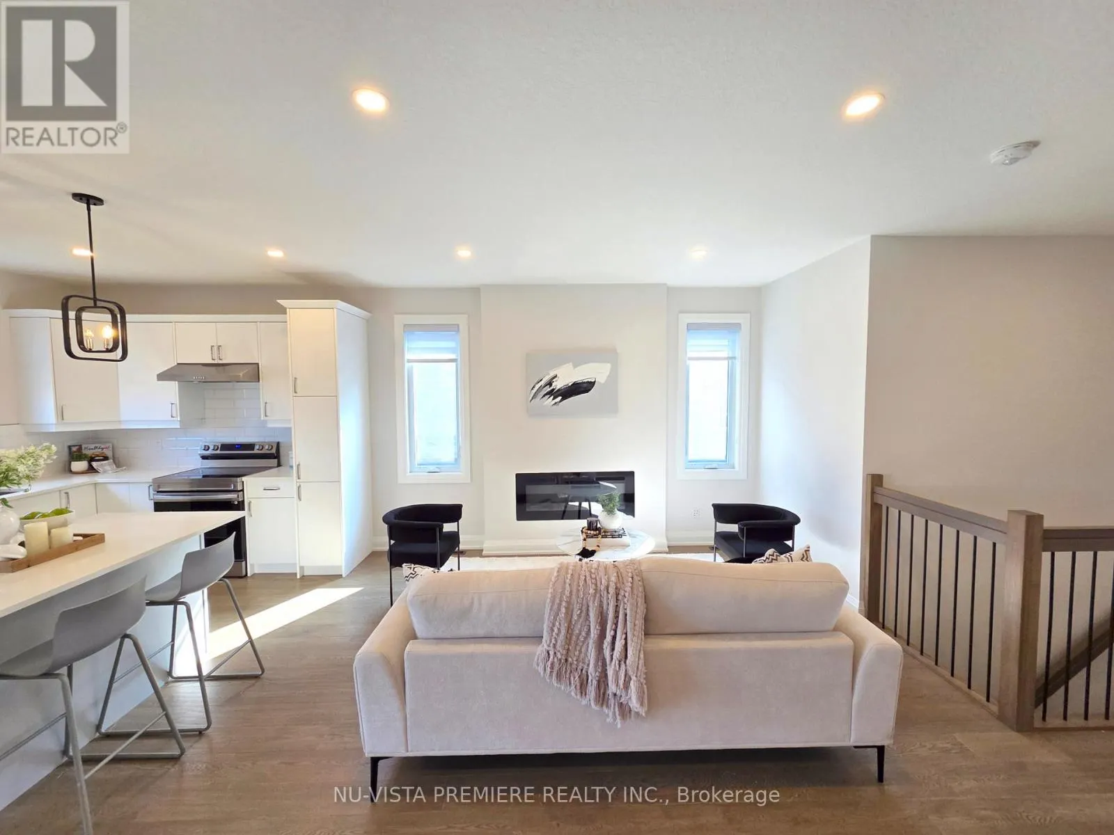 69 - 383 DAVENTRY WAY, #69
