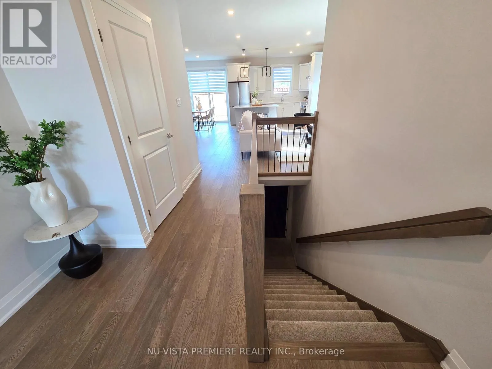 69 - 383 DAVENTRY WAY, #69