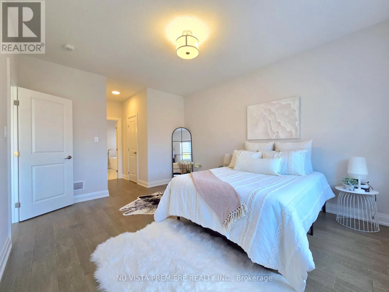 69 - 383 DAVENTRY WAY, #69