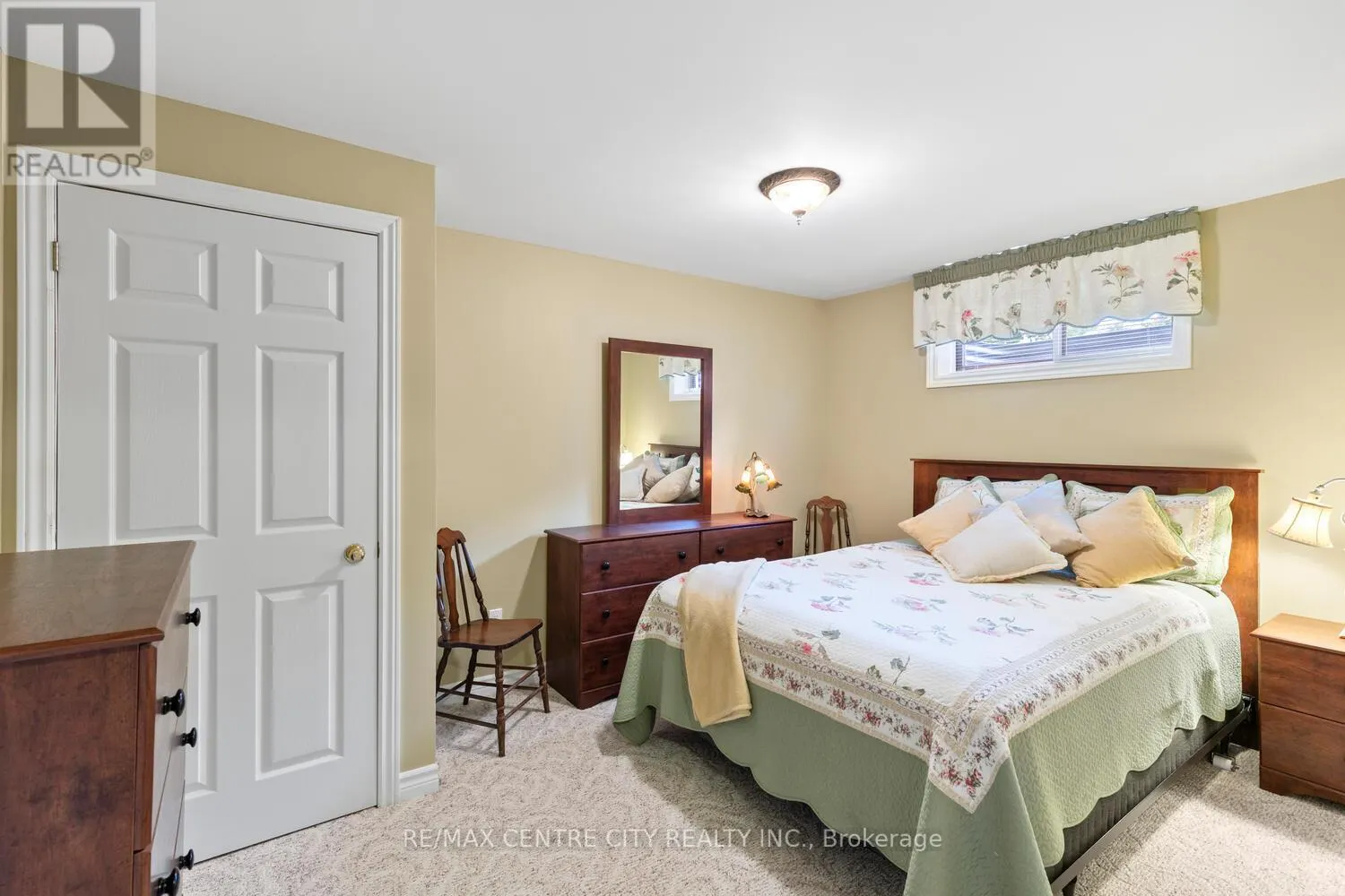19 - 9 CADEAU TERRACE, #19