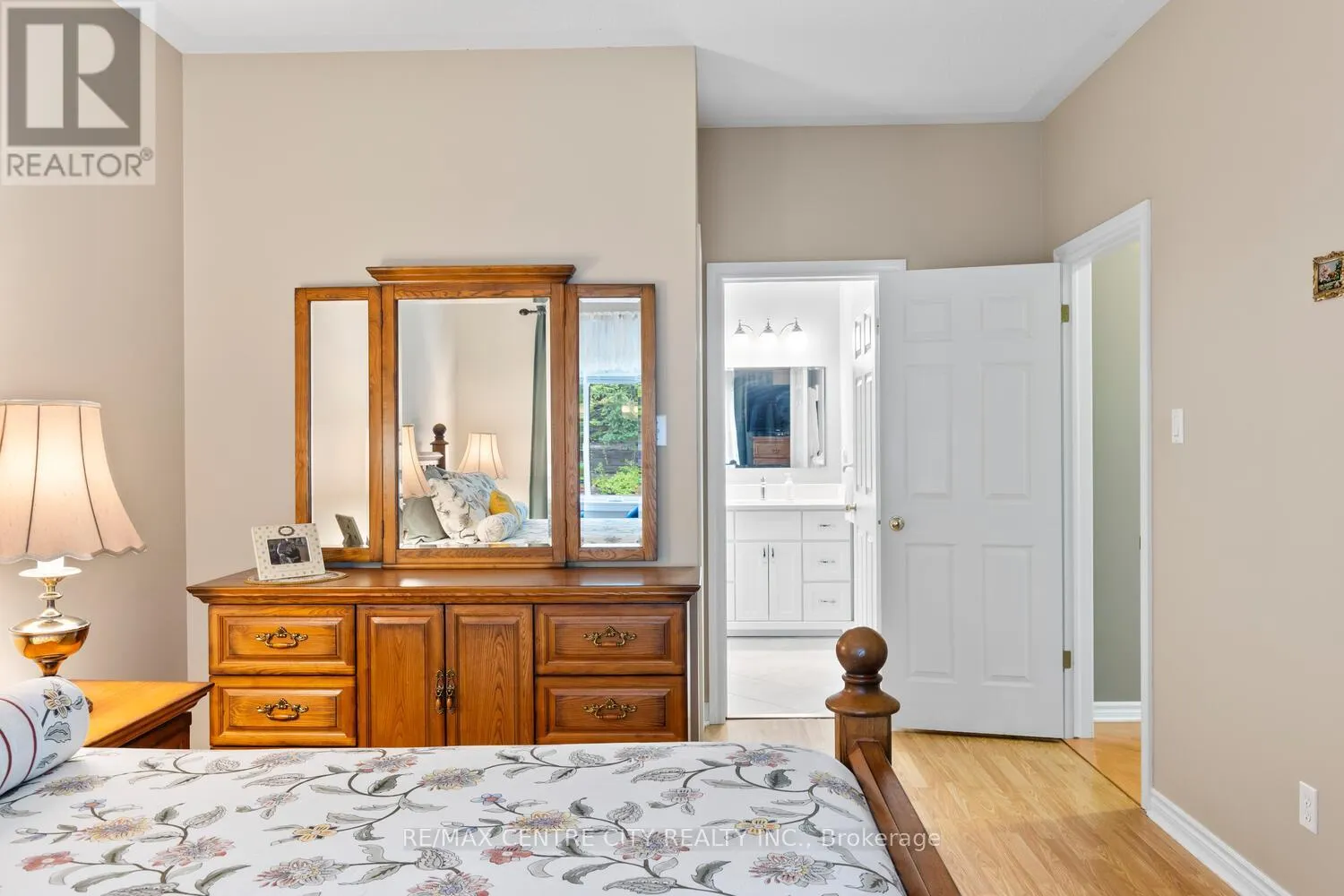 19 - 9 CADEAU TERRACE, #19