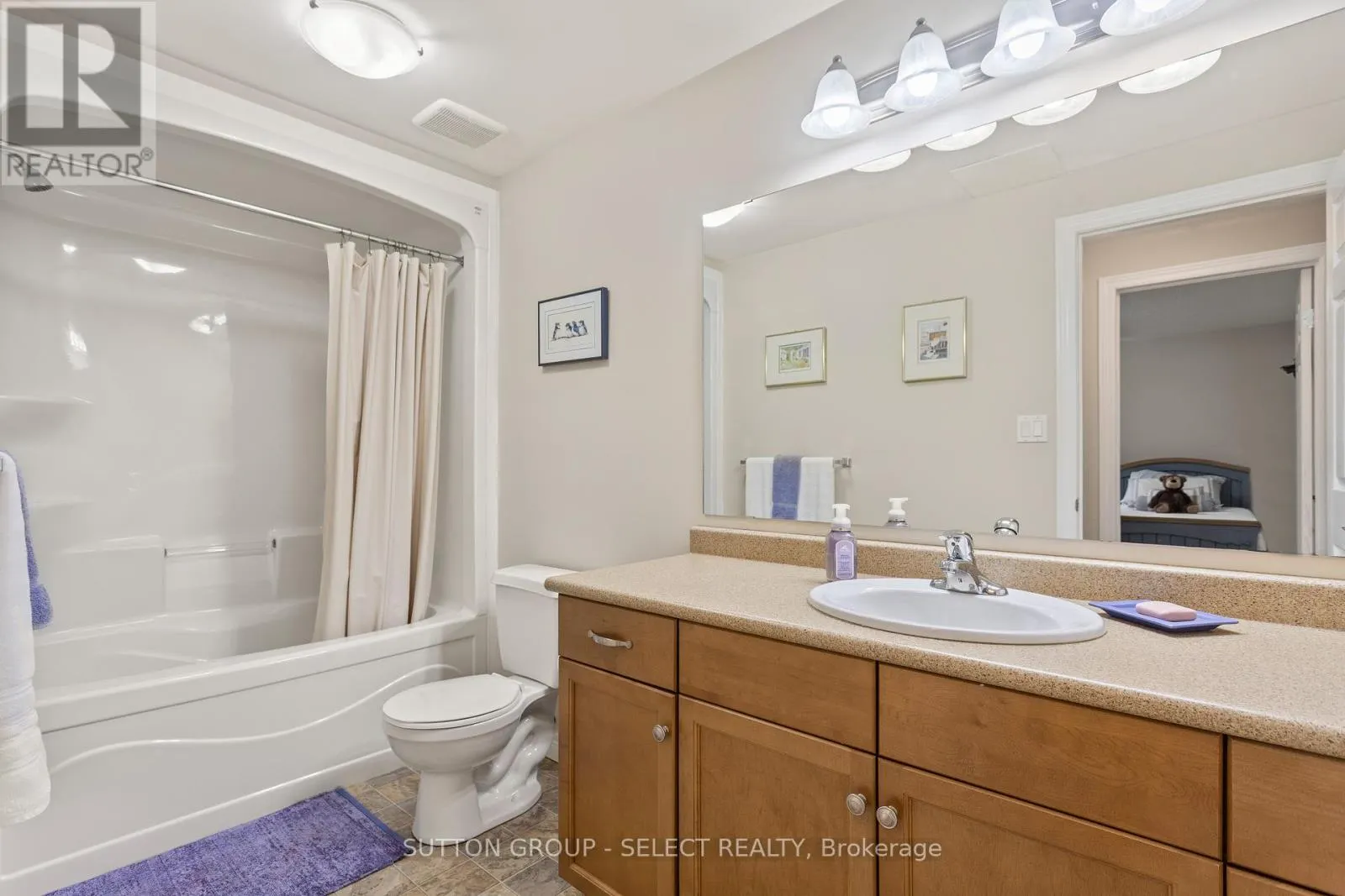 7 - 101 SOUTHGATE PARKWAY, #7