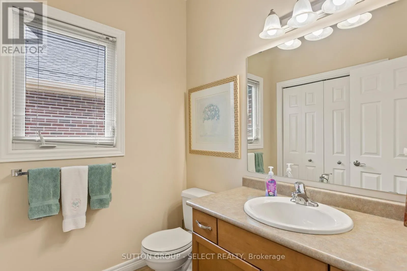 7 - 101 SOUTHGATE PARKWAY, #7
