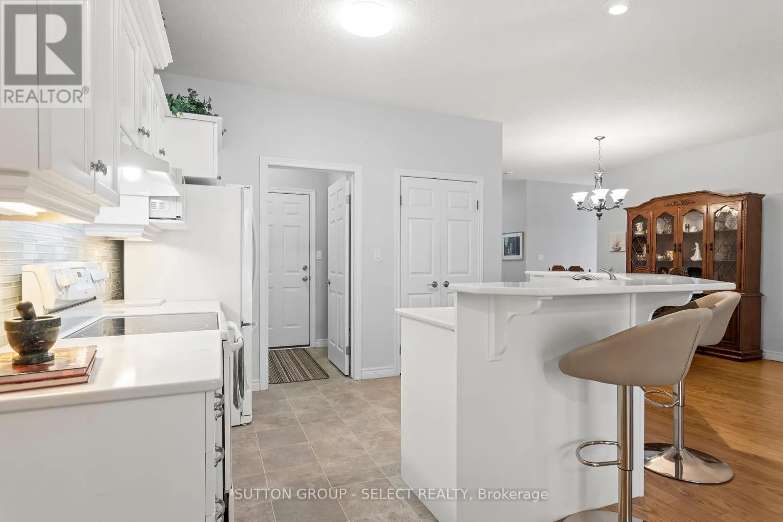 7 - 101 SOUTHGATE PARKWAY, #7