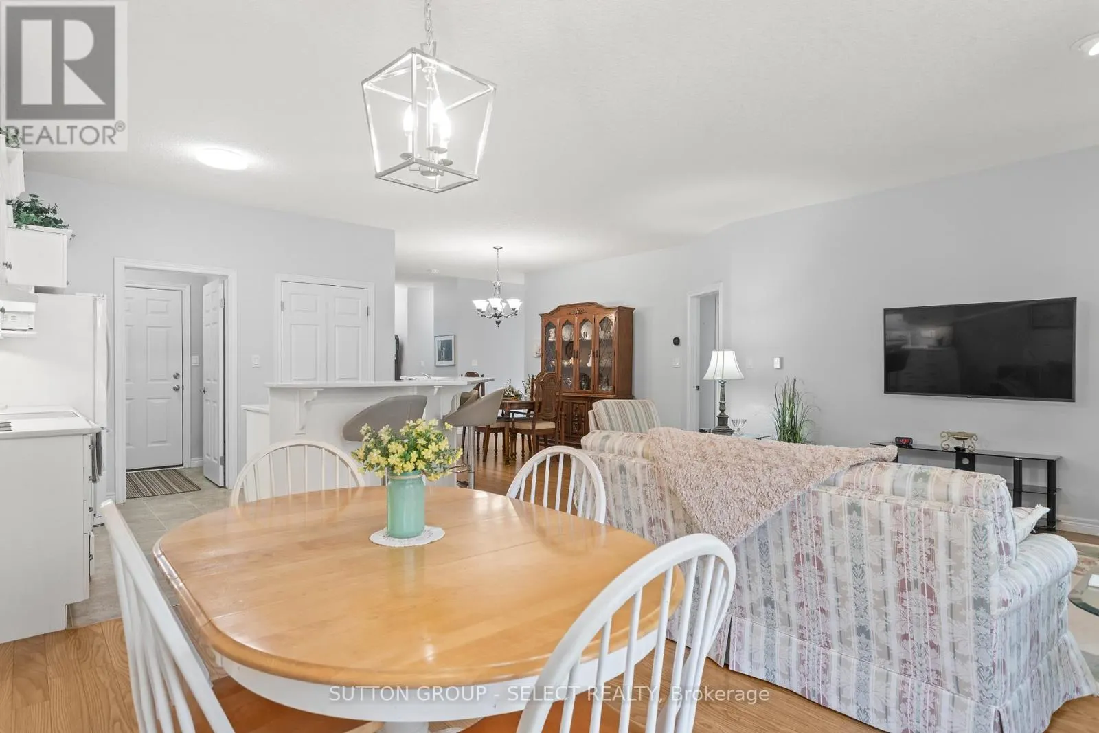 7 - 101 SOUTHGATE PARKWAY, #7