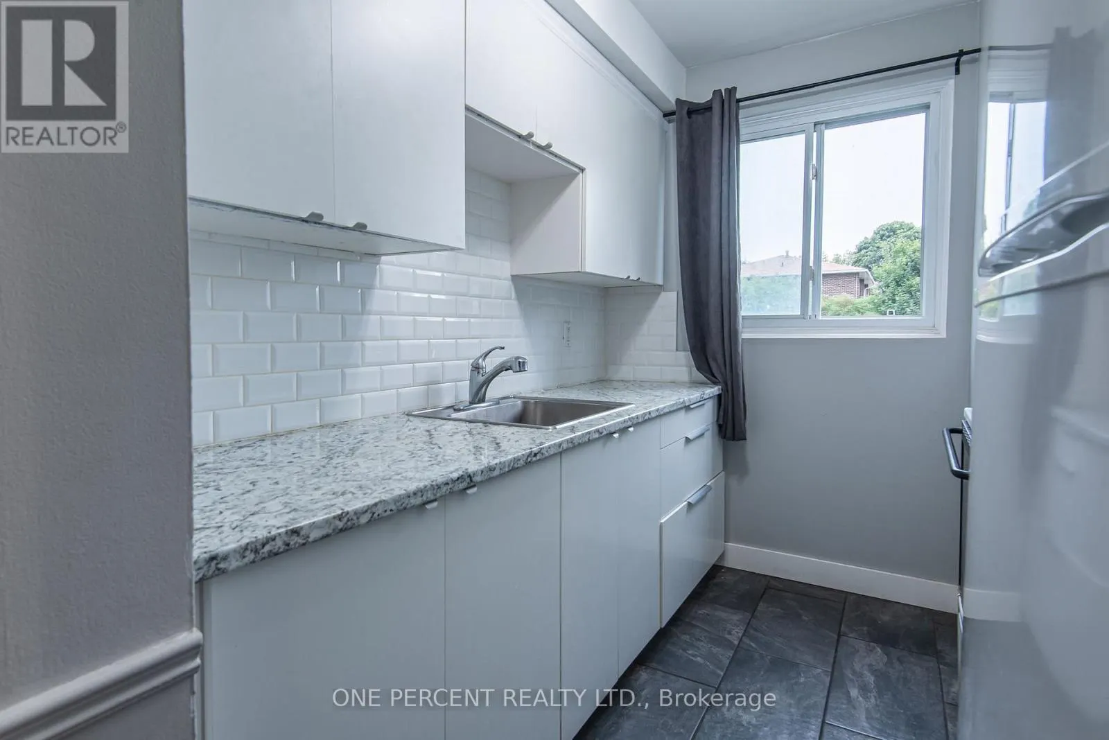 230 - 31 GREENGATE ROAD