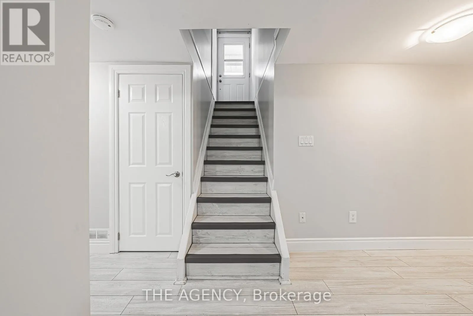 137 PEPPERWOOD CRESCENT