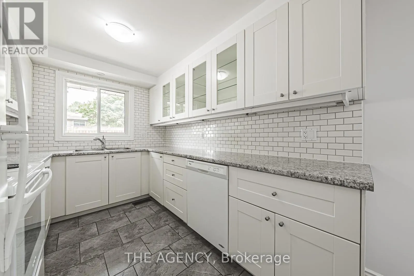 137 PEPPERWOOD CRESCENT