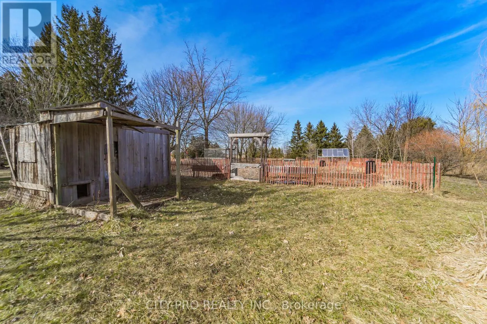 443 5TH CONCESSION ROAD W