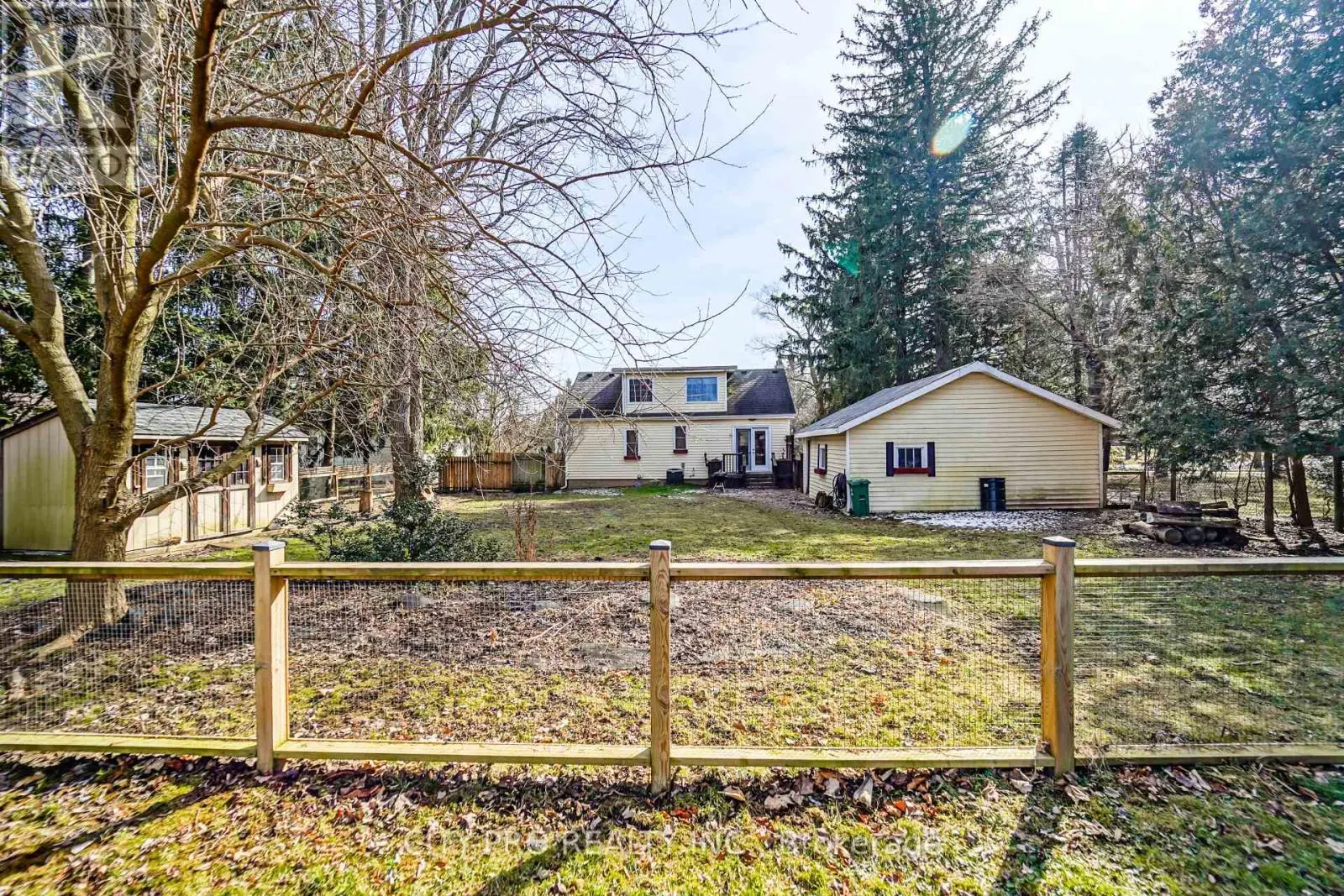 443 5TH CONCESSION ROAD W