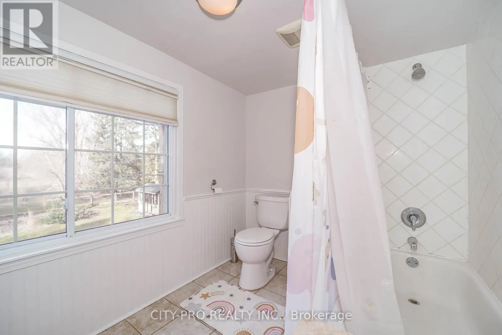 443 5TH CONCESSION ROAD W