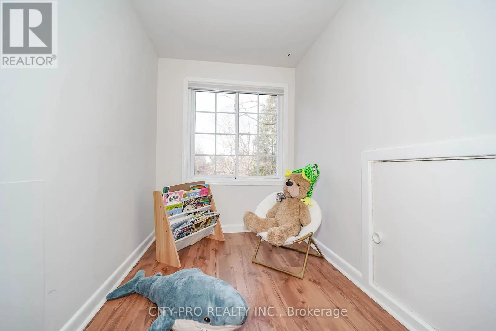 443 5TH CONCESSION ROAD W