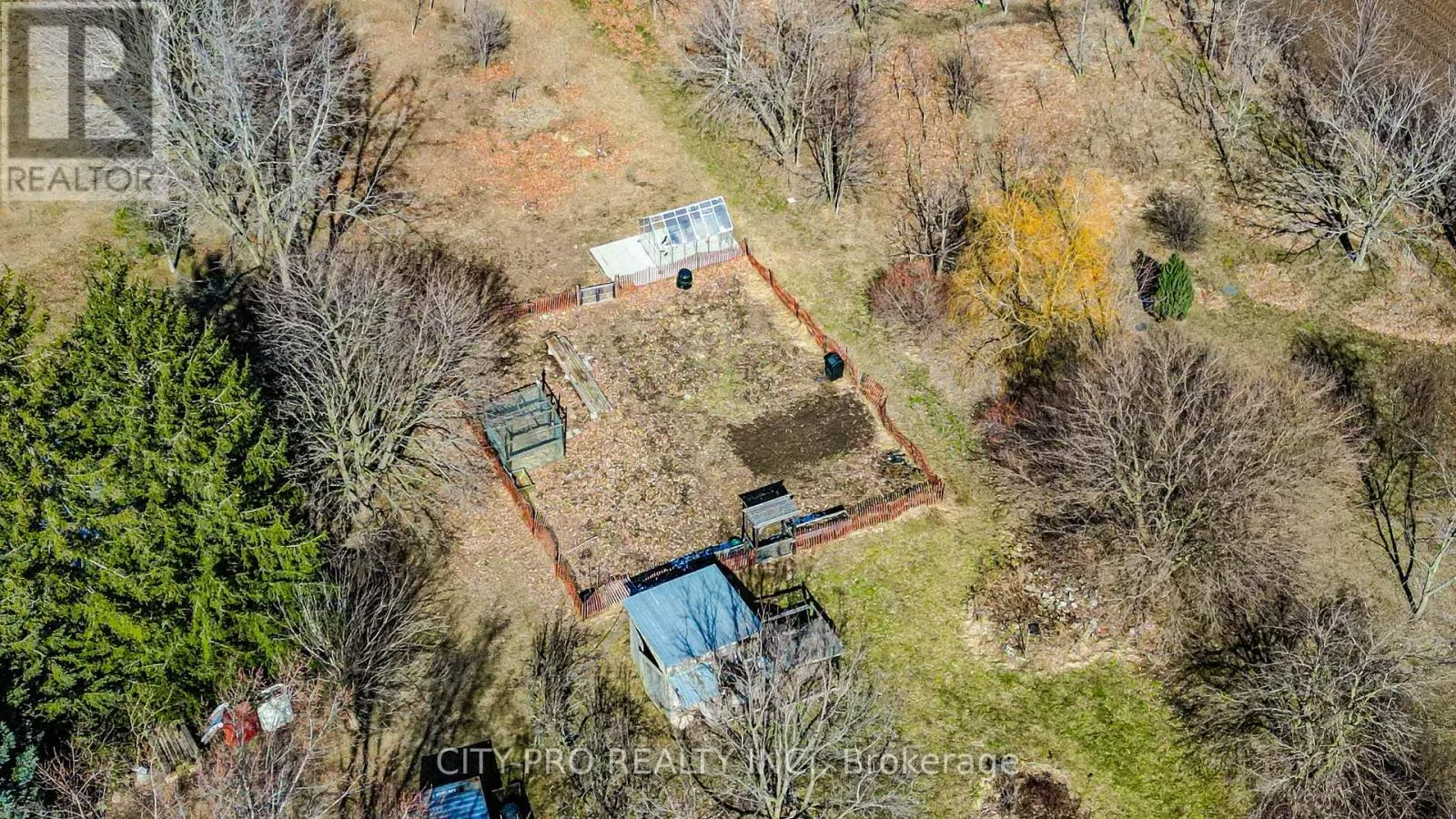 443 5TH CONCESSION ROAD W