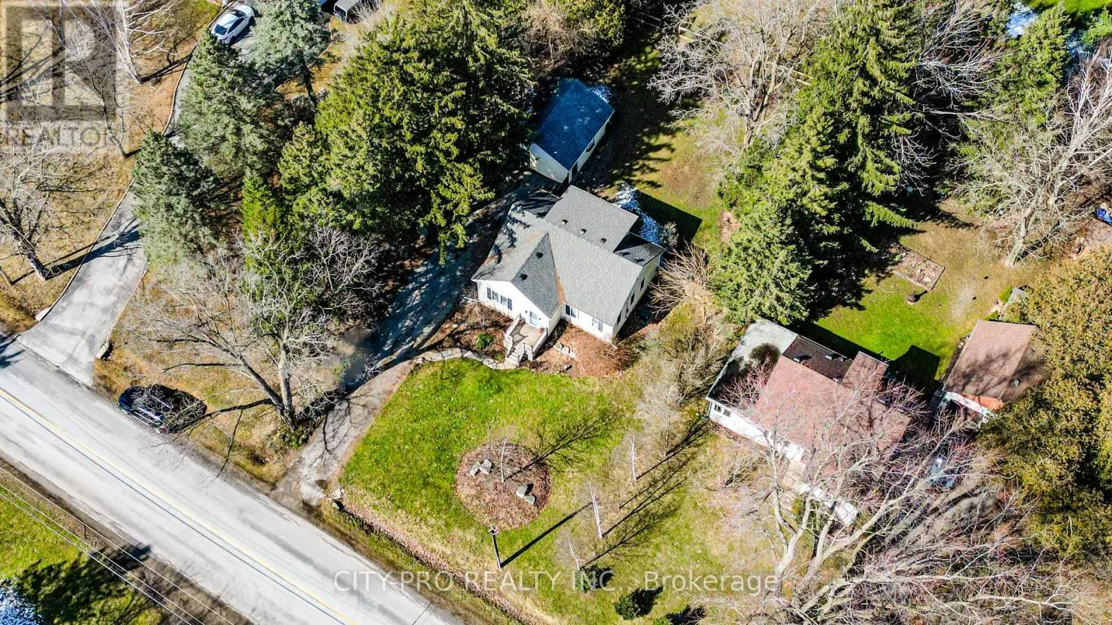 443 5TH CONCESSION ROAD W