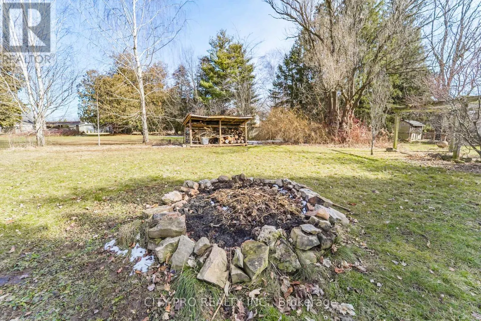 443 5TH CONCESSION ROAD W