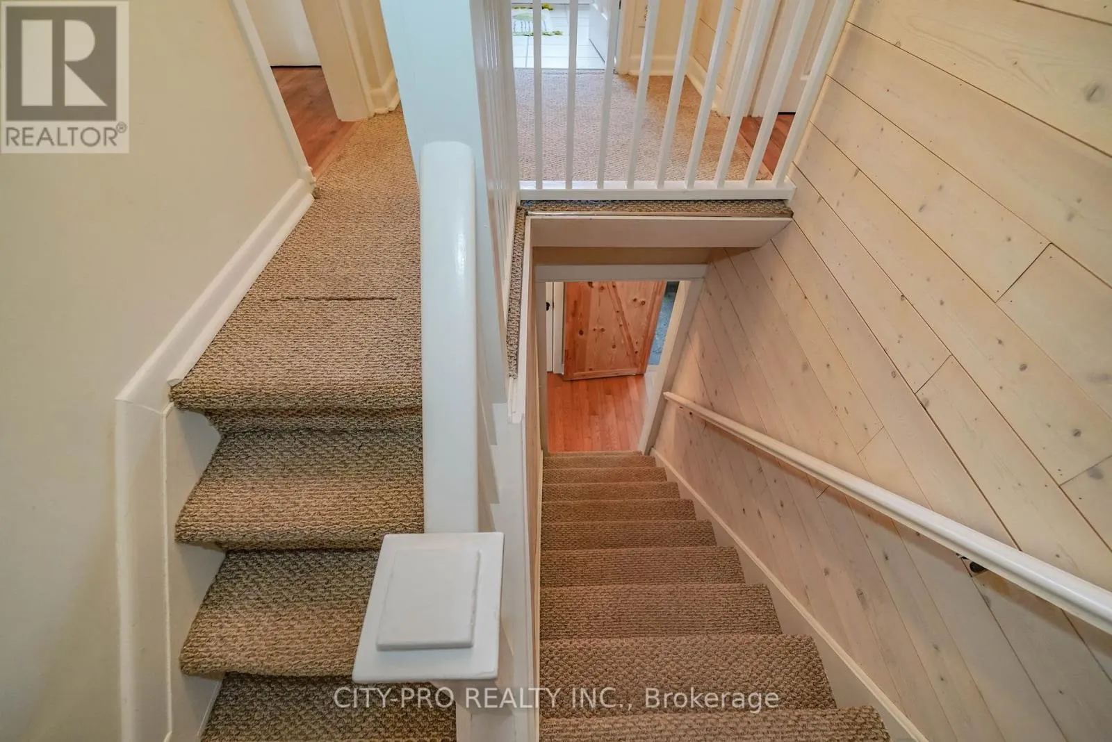 443 5TH CONCESSION ROAD W