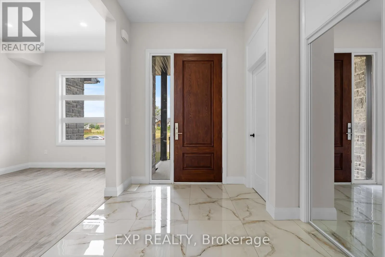 25 SUNVIEW DRIVE